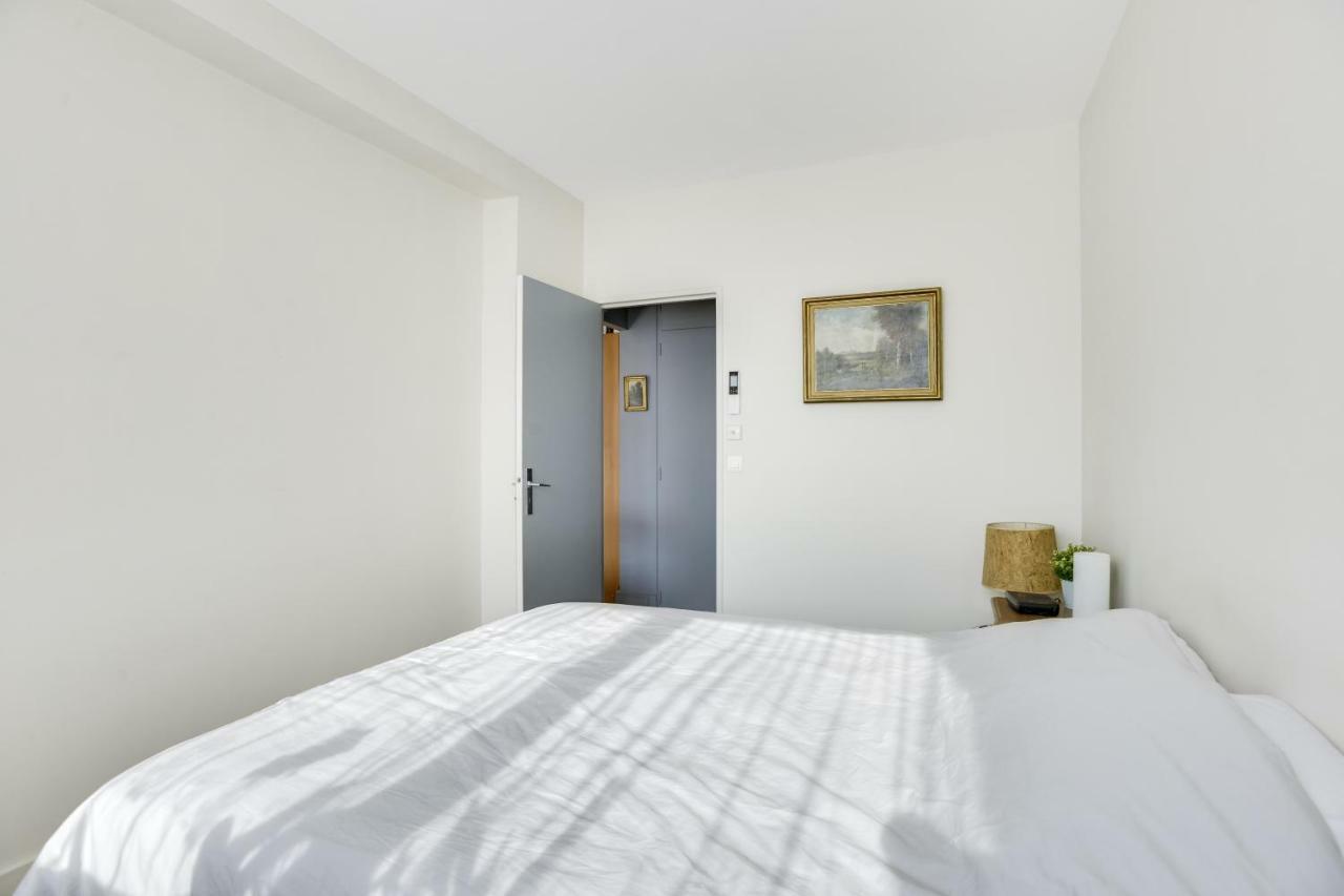 Charming Apartment With Terrace By Weekome Paryż Zewnętrze zdjęcie