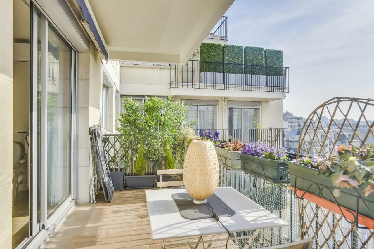 Charming Apartment With Terrace By Weekome Paryż Zewnętrze zdjęcie