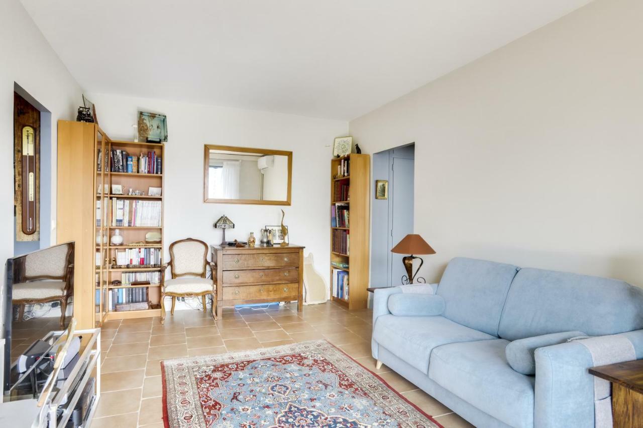 Charming Apartment With Terrace By Weekome Paryż Zewnętrze zdjęcie