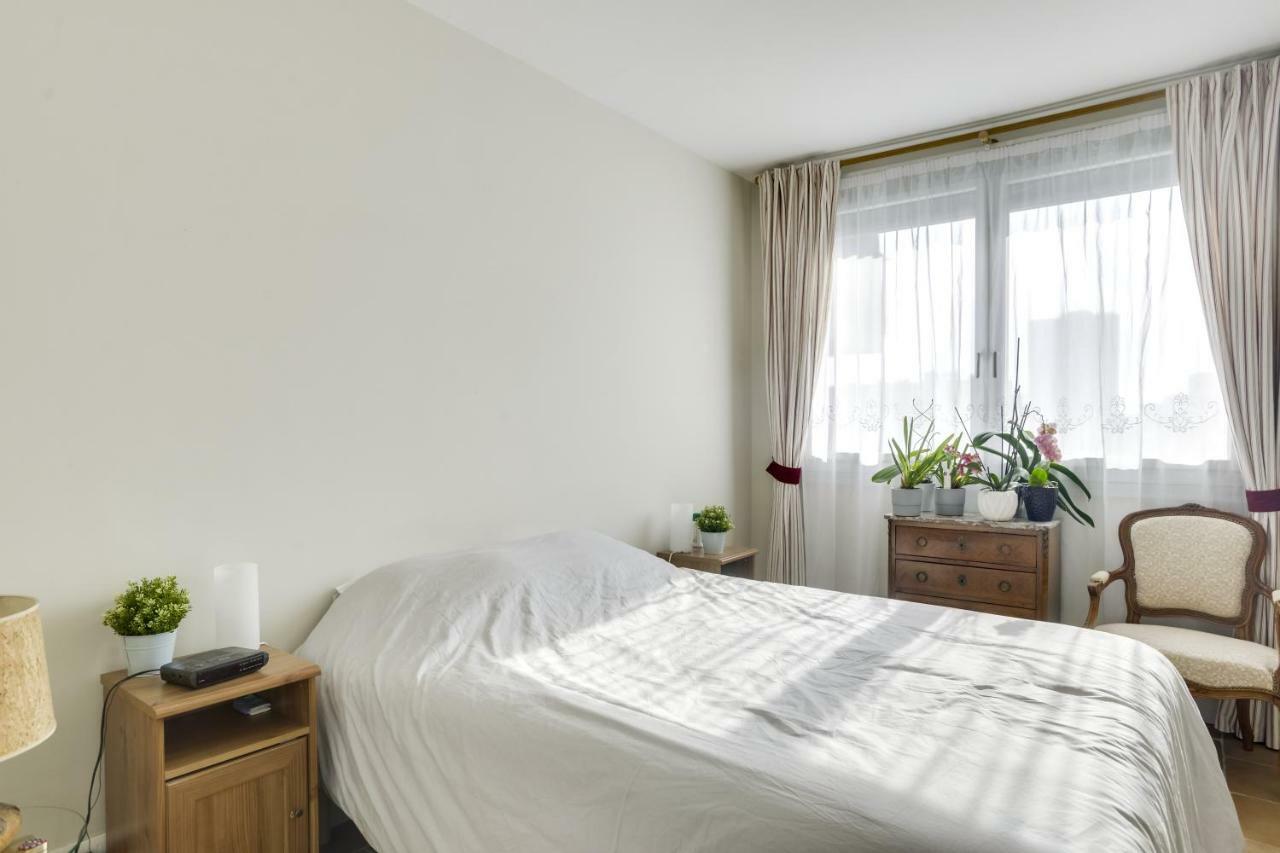 Charming Apartment With Terrace By Weekome Paryż Zewnętrze zdjęcie